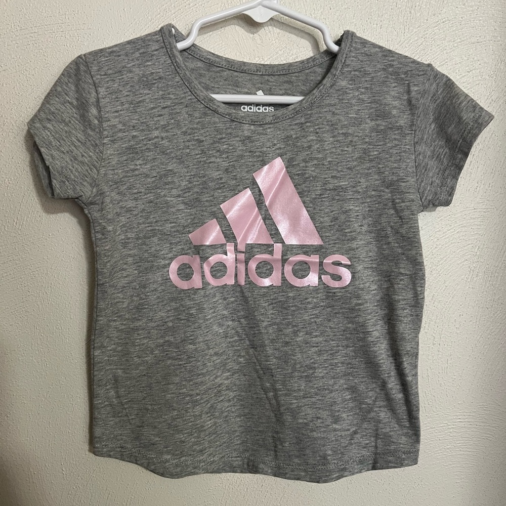 ADIDAS Classic Casual‎ Activewear Athleisure Logo T Shirt Grey Pink Girl's Sz 3T